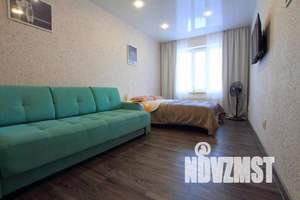 1-к квартира, посуточно, 40м2, 14/18 этаж