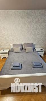 2-к квартира, посуточно, 76м2, 1/5 этаж