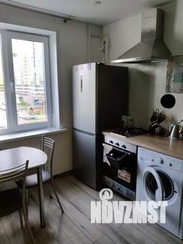 1-к квартира, посуточно, 40м2, 6/9 этаж