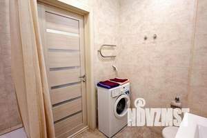 1-к квартира, посуточно, 38м2, 12/18 этаж