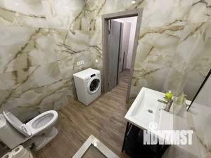 Студия квартира, посуточно, 30м2, 6/19 этаж