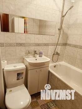 1-к квартира, посуточно, 37м2, 8/10 этаж