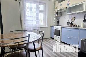 1-к квартира, посуточно, 37м2, 3/10 этаж