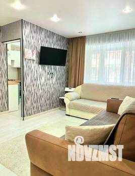 2-к квартира, посуточно, 40м2, 1/1 этаж