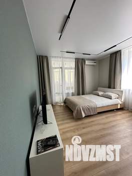 1-к квартира, посуточно, 46м2, 3/18 этаж