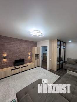 1-к квартира, посуточно, 39м2, 10/10 этаж