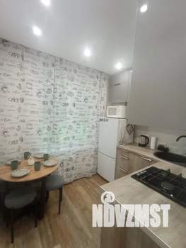 2-к квартира, посуточно, 40м2, 1/5 этаж