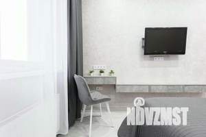 1-к квартира, посуточно, 39м2, 7/16 этаж