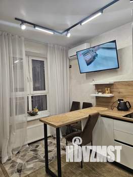 Студия квартира, посуточно, 27м2, 8/9 этаж