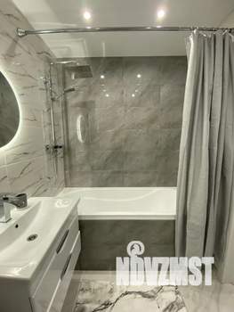 Студия квартира, посуточно, 30м2, 1/19 этаж