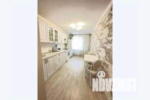 1-к квартира, посуточно, 40м2, 2/14 этаж