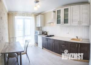 1-к квартира, посуточно, 42м2, 7/10 этаж