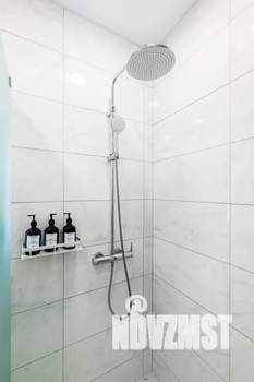 Студия квартира, посуточно, 25м2, 1/10 этаж