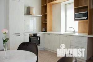 2-к квартира, посуточно, 64м2, 1/5 этаж