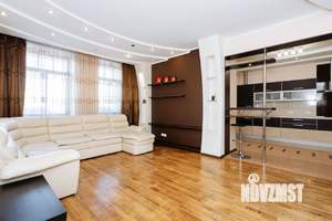 3-к квартира, на длительный срок, 128м2, 5/5 этаж