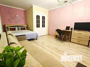 1-к квартира, посуточно, 40м2, 5/10 этаж