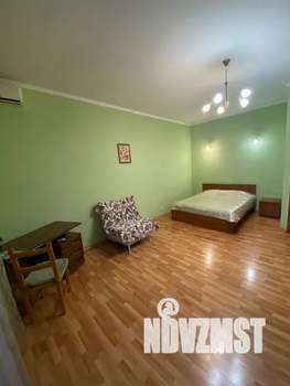 1-к квартира, посуточно, 54м2, 3/5 этаж