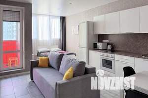 1-к квартира, посуточно, 40м2, 18/23 этаж