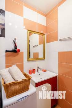 Студия квартира, посуточно, 35м2, 4/5 этаж