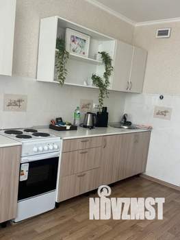 1-к квартира, посуточно, 42м2, 6/20 этаж