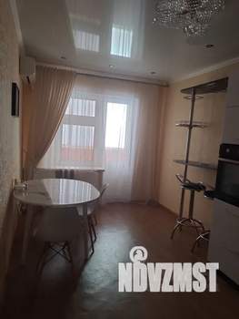 2-к квартира, посуточно, 86м2, 9/18 этаж