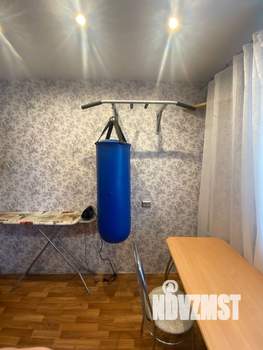 1-к квартира, посуточно, 35м2, 3/3 этаж
