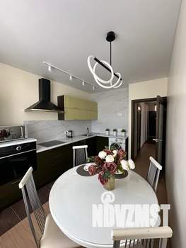 1-к квартира, посуточно, 46м2, 3/18 этаж