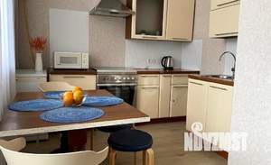 1-к квартира, на длительный срок, 52м2, 3/5 этаж