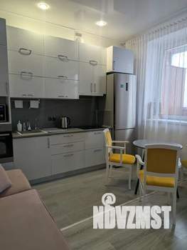 Студия квартира, посуточно, 25м2, 1/10 этаж