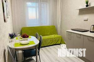 1-к квартира, посуточно, 40м2, 7/16 этаж