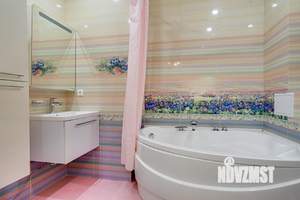 Студия квартира, посуточно, 38м2, 14/17 этаж