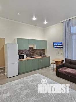 Студия квартира, посуточно, 31м2, 2/19 этаж