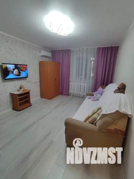 1-к квартира, посуточно, 50м2, 6/10 этаж