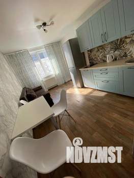 1-к квартира, посуточно, 38м2, 1/1 этаж