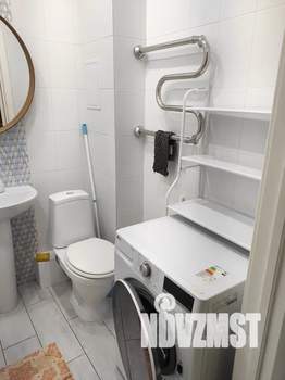 Студия квартира, посуточно, 31м2, 14/20 этаж