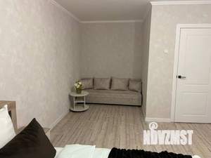 1-к квартира, посуточно, 38м2, 4/9 этаж