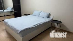 1-к квартира, посуточно, 35м2, 4/10 этаж