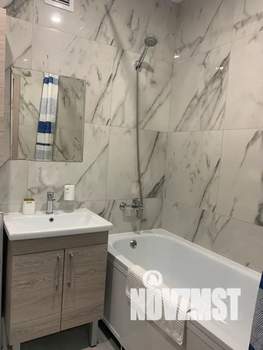 Студия квартира, посуточно, 30м2, 6/9 этаж