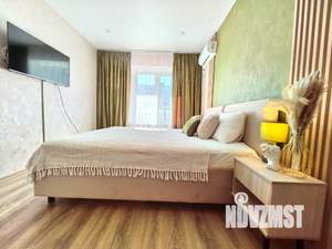 1-к квартира, посуточно, 38м2, 5/10 этаж