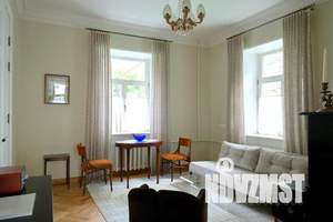 2-к квартира, посуточно, 48м2, 1/4 этаж