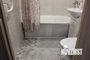 Студия квартира, посуточно, 30м2, 1/5 этаж