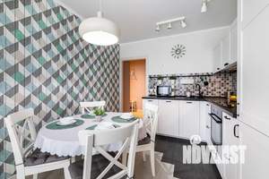 1-к квартира, посуточно, 38м2, 7/10 этаж