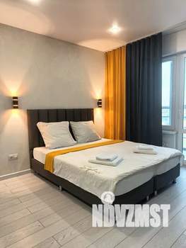 Студия квартира, посуточно, 27м2, 10/20 этаж