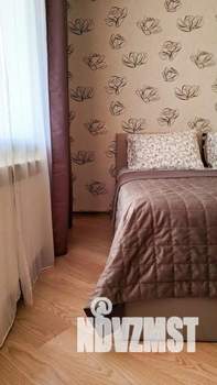 1-к квартира, посуточно, 50м2, 1/1 этаж