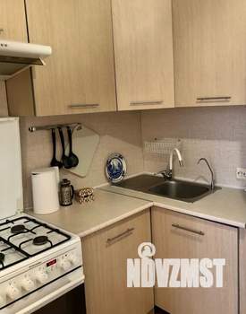 1-к квартира, посуточно, 39м2, 7/9 этаж