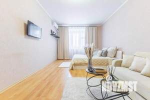 1-к квартира, посуточно, 47м2, 1/1 этаж