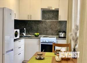 1-к квартира, посуточно, 38м2, 2/8 этаж