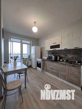 1-к квартира, посуточно, 56м2, 1/1 этаж