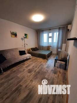 1-к квартира, посуточно, 38м2, 3/9 этаж