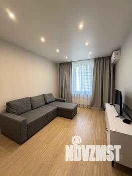 1-к квартира, посуточно, 34м2, 7/19 этаж